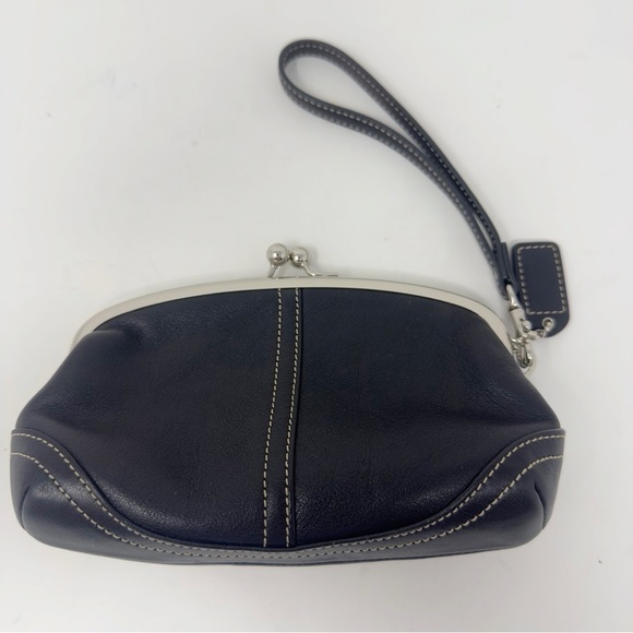 Coach Legacy Kiss-lock Leather Wristlet - Picture 3 of 6